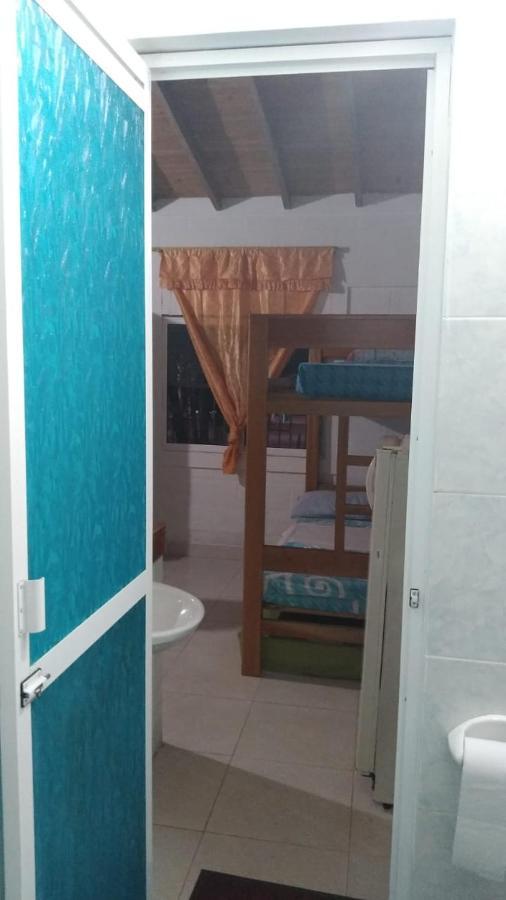 Habitación triple con cocina y baño privado Necoclí Exterior foto